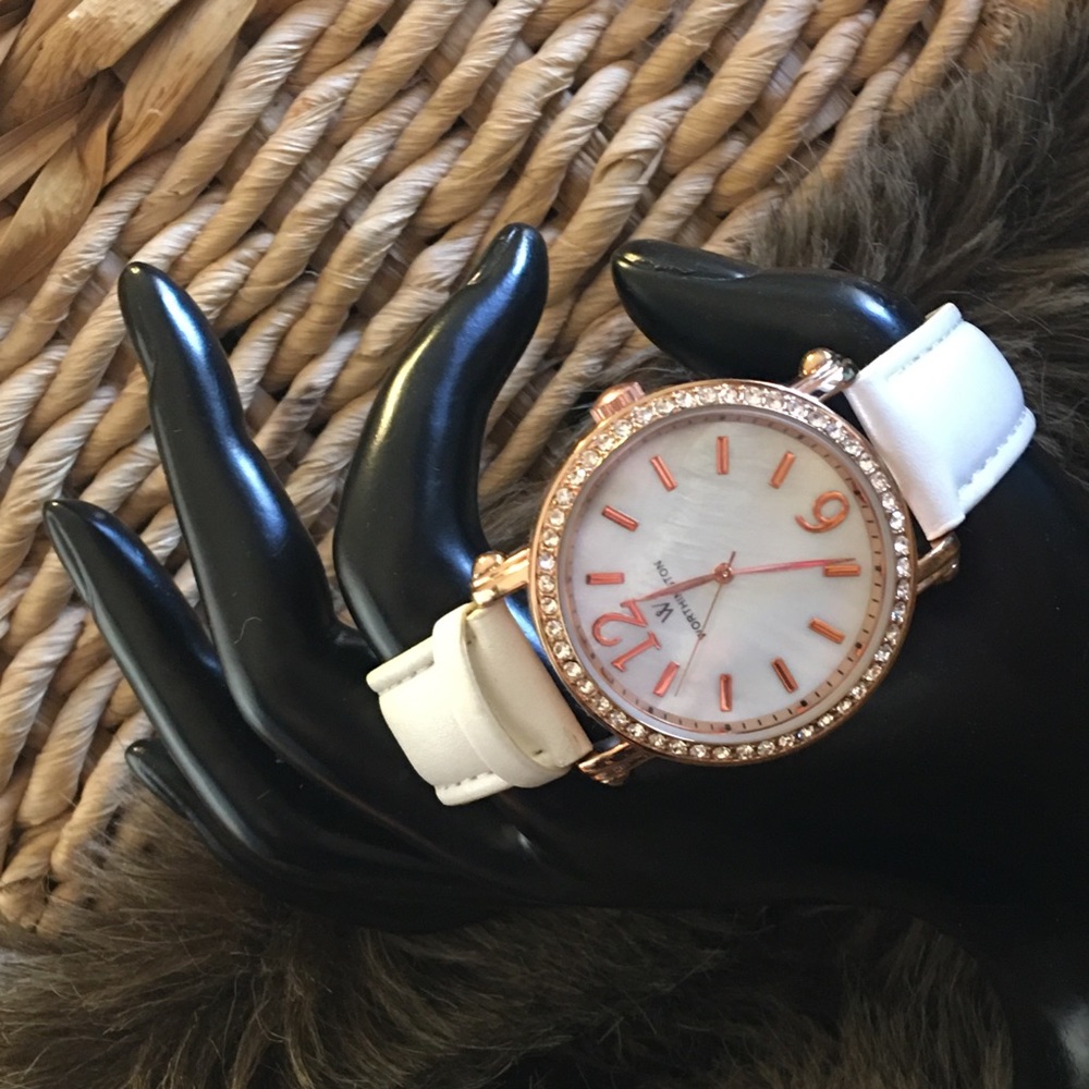 Ladies Worthington white leather band watch
